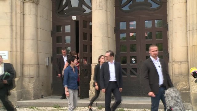 Justizminister Maas: „Facebook muss volksverhetzende Kommentare löschen“