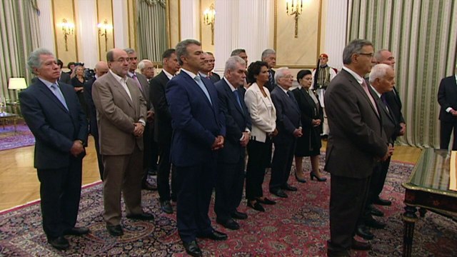 Grécia marca eleições legislativas para 20 de setembro