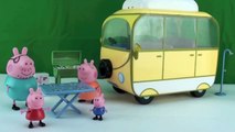 Peppa Pig's CamperVan PlaySet Daddy Pig Mummy Pig Baby George Pig MarblesBox