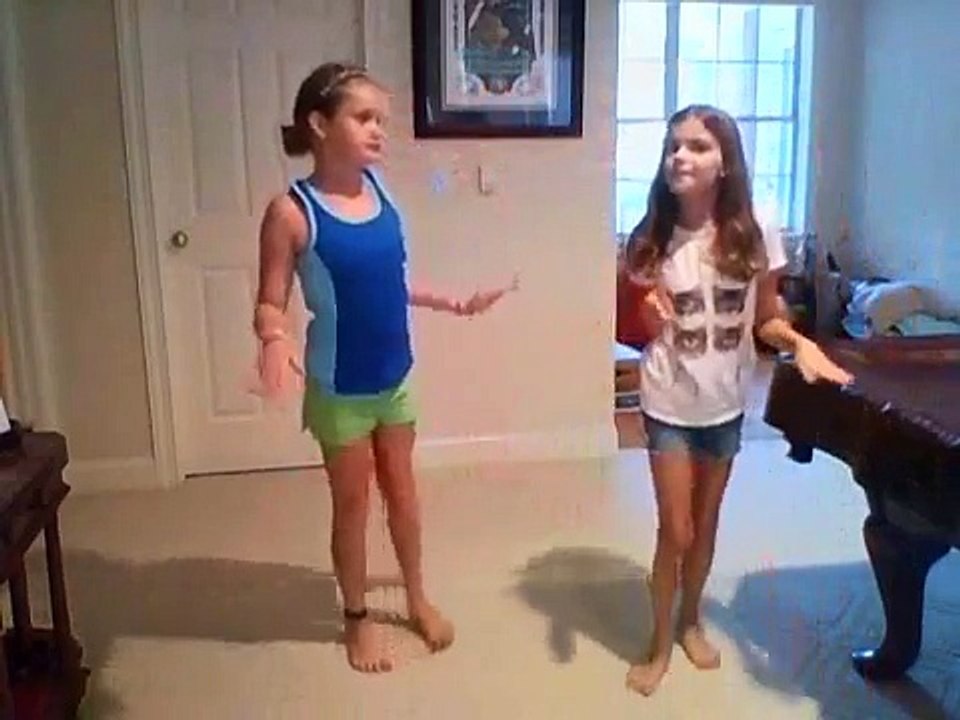 EXTREME Dance Tutorial (Ft. Kenz Girl)