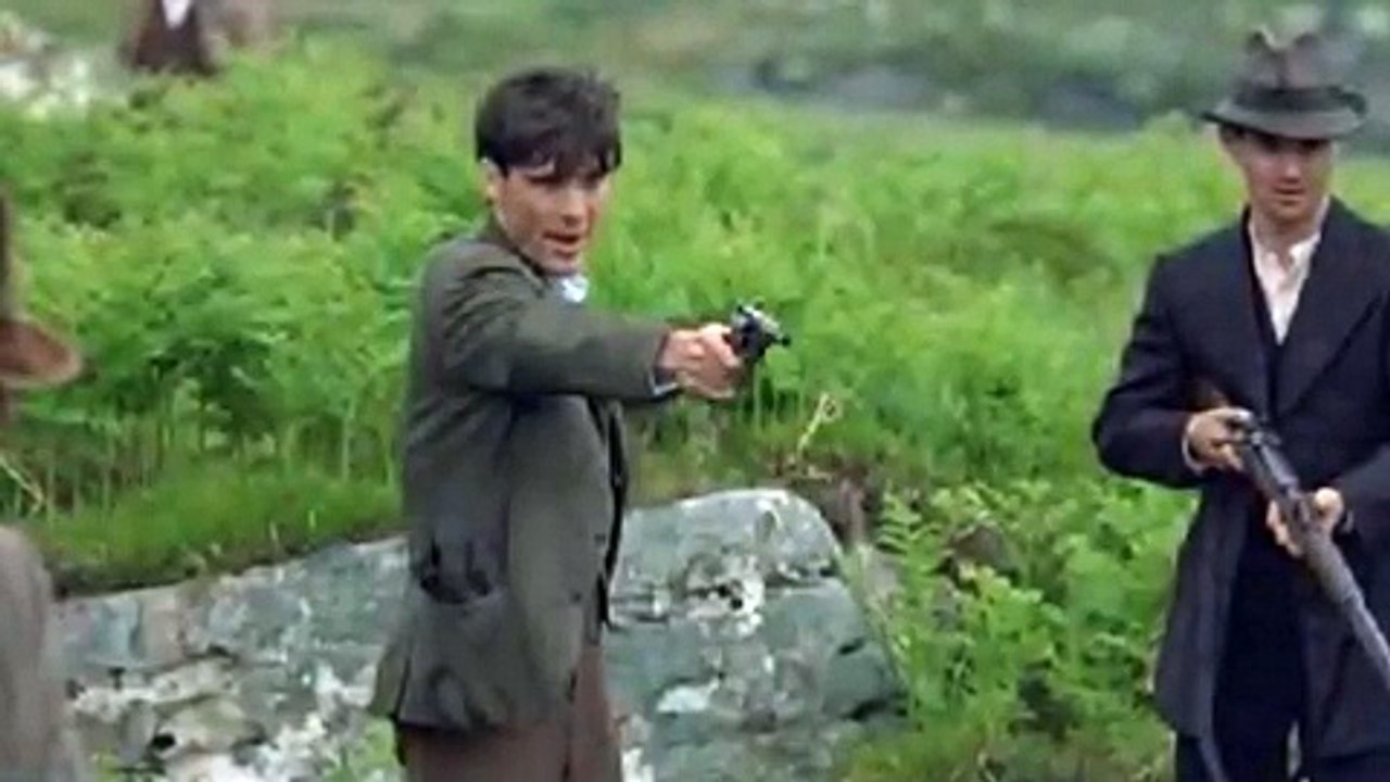 IL VENTO CHE ACCAREZZA L'ERBA di Ken Loach (2005)