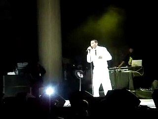 Chris Brown's Tribute to MJ