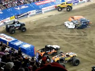 Monster Jam - Freestyle, Blue Thunder