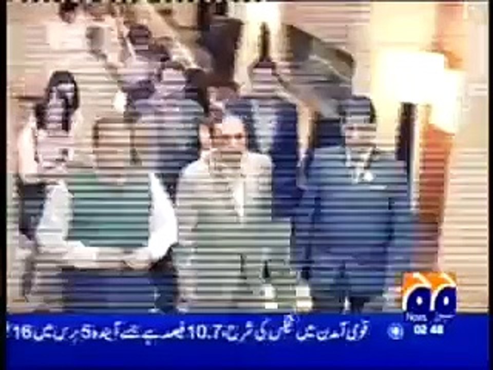 Politicians in new way Pakistan 2015