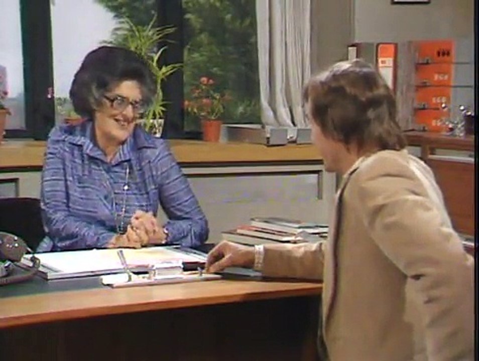 Mind Your Language - Episode 03 - Brief Re-Encounter
