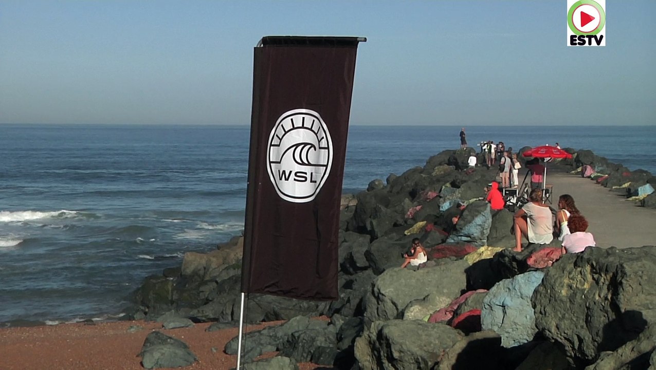 Pro Anglet 2015 surfing contest girls day 4 - Euskadi Surf TV