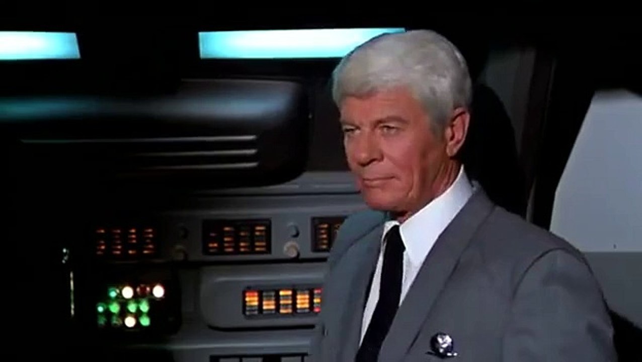 Y donde esta el piloto? 2 Escena confusion de nombres