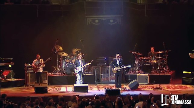 Eric Clapton Plays with Joe Bonamassa LIVE on Joe's Euro Tour
