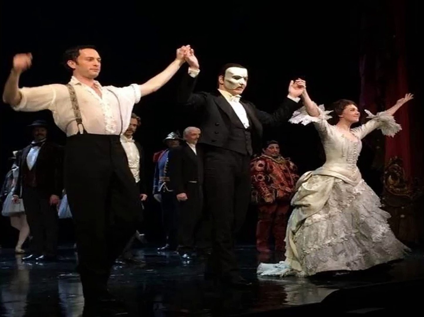 The Phantom Of The Opera - The Music Of The Night - James barbour - video  Dailymotion