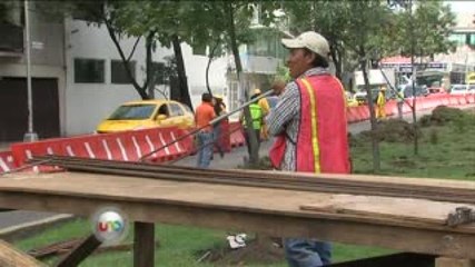 Obras del desnivel Insurgentes-Mixcoac provocan embotellamientos