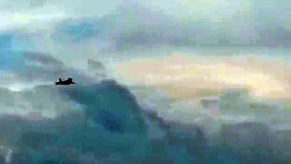 F-22 Raptor performs Hoover pitch.