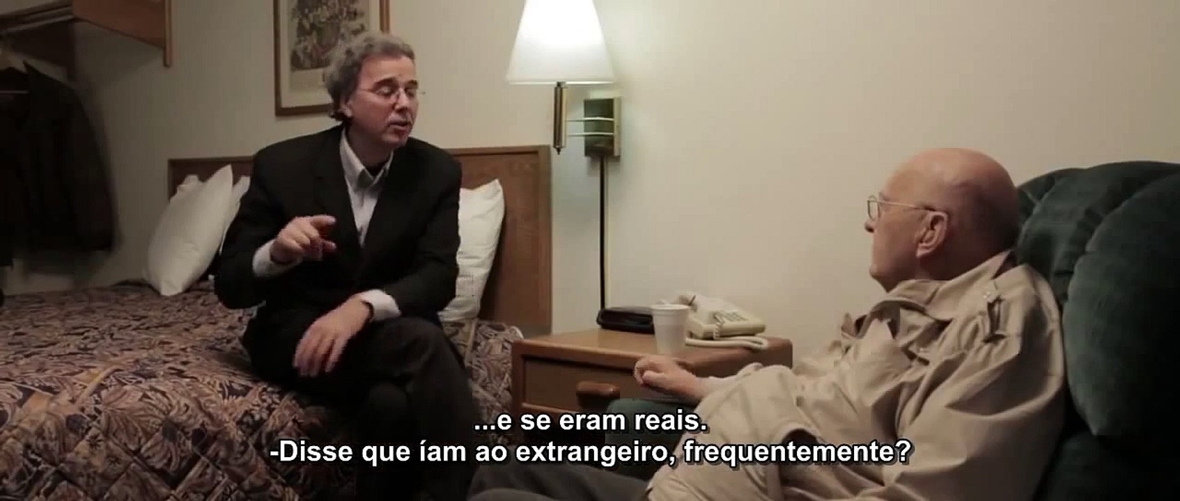 Testemunho no leito de morte 'Sobre UFOs' prestados por ex Oficial da CIA(LEGENDADO)-parte 1