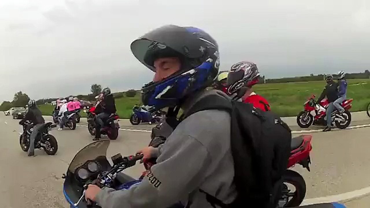 Вот как нужно уходить от ментов)