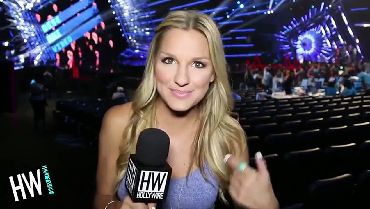 MTV VMAs 2015 Behind the Scenes! (FIRST LOOK!)