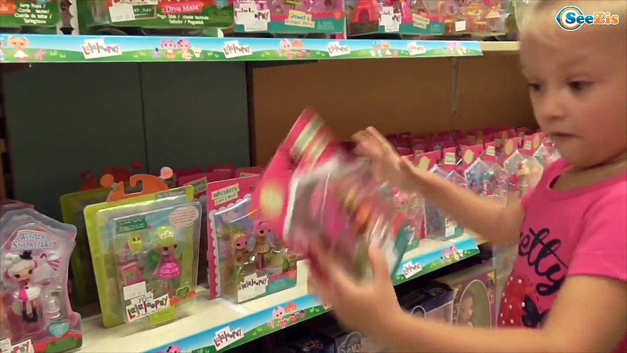 ✔ Baby Alive Doll with Yaroslava goes shopping Real Surprises. Кукла и Ярослава в магазине. Серия 50
