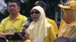 3.15pm_ Sogo - Wan Azizah bangga rakyat berani sertai BERSIH - YouTube [360p]