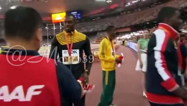Usain Bolt accepts bracelet apology after Song Tao ( Cameraman ) falls on him 2015