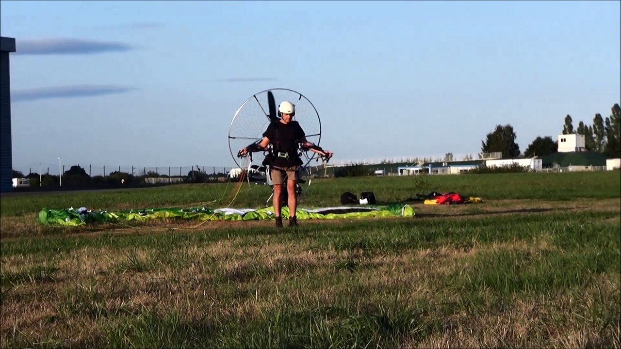 Paramoteur  Moulins 25 Aout 2015