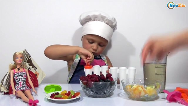 ✔ Barbie Doll is preparing ice cream - Кукла Барби и Ярослава готовят мороженое. Серия 26 ✔