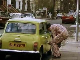 Mr Bean Drives to the Dentist