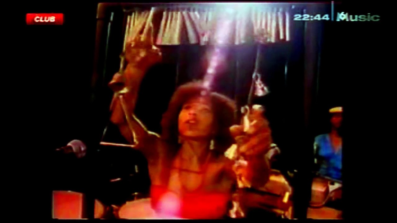 George Benson - Give Me The Night (Official Music Video)