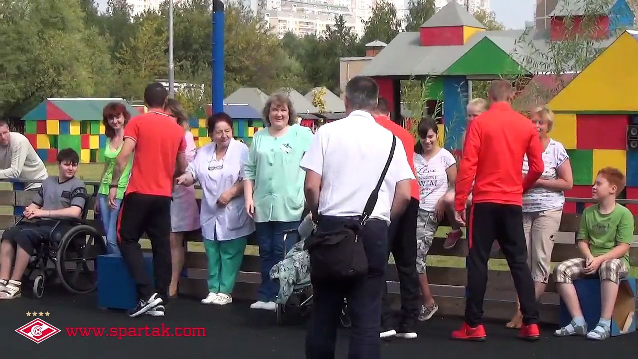 Cпартаковцы посетили центр детской неврологии