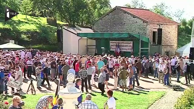 Rentrée politique en terrain conquis pour Marine Le Pen