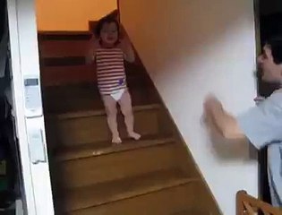 litte kid fighting with his father must watch video