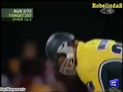 Shoaib Akhter & Wahab Riaz's bouncers to Shane Watson