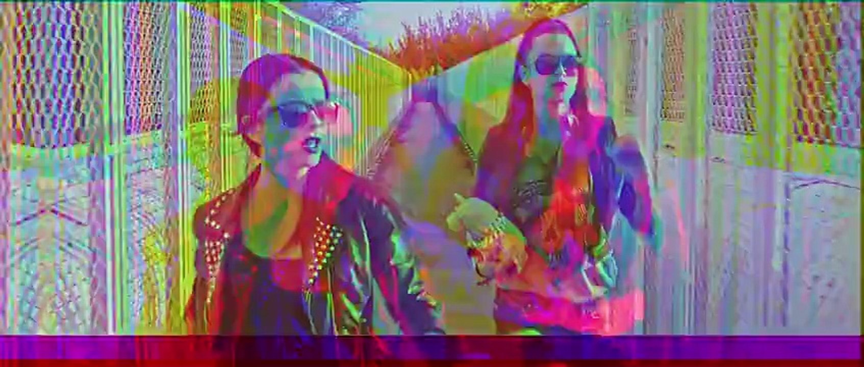 Piękni I Młodzi & Playboys - Wyśmienicie (Oficjalny Teledysk)