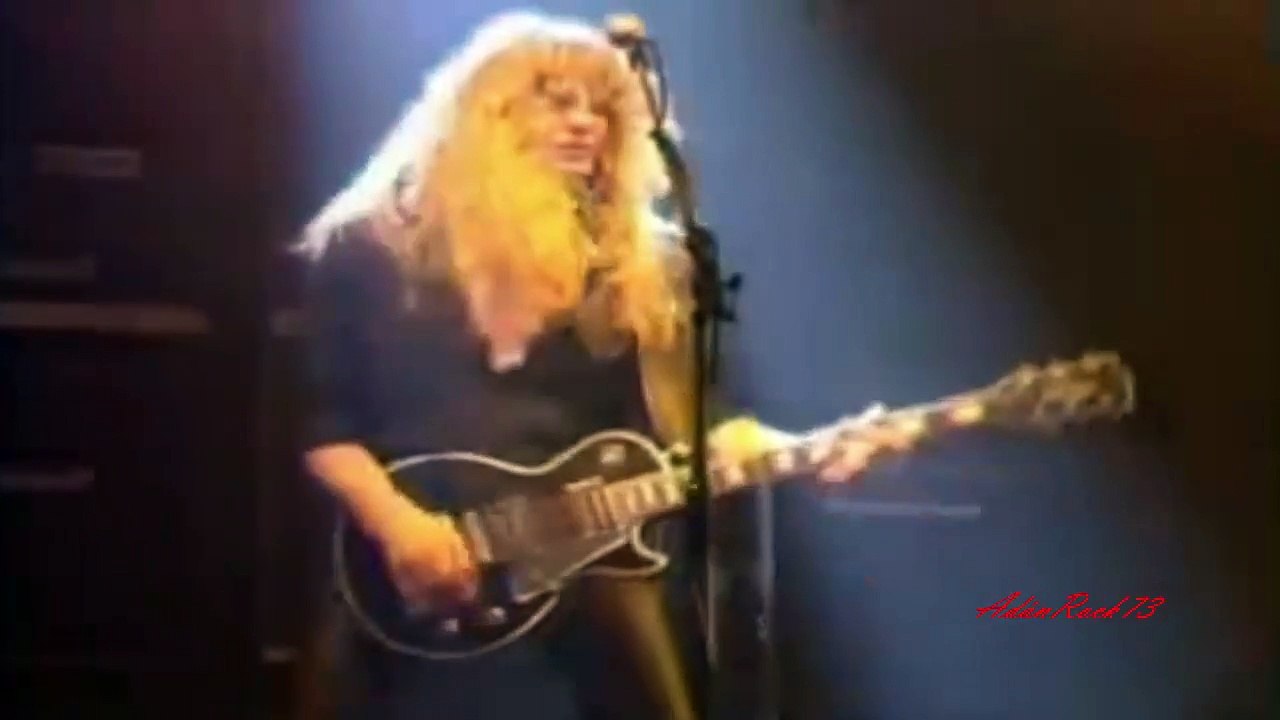 Thin Lizzy - The Boys Are Back In Town (Live At Regal Theater 1983)