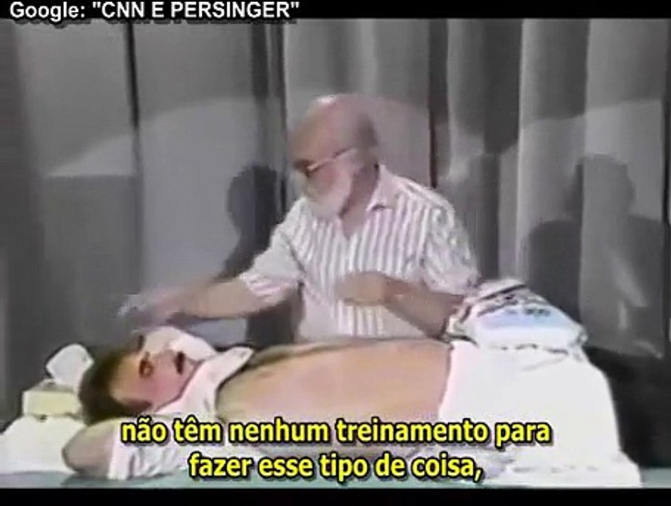 A Farsa das Cirurgias Espirituais - James Randi (legendado)