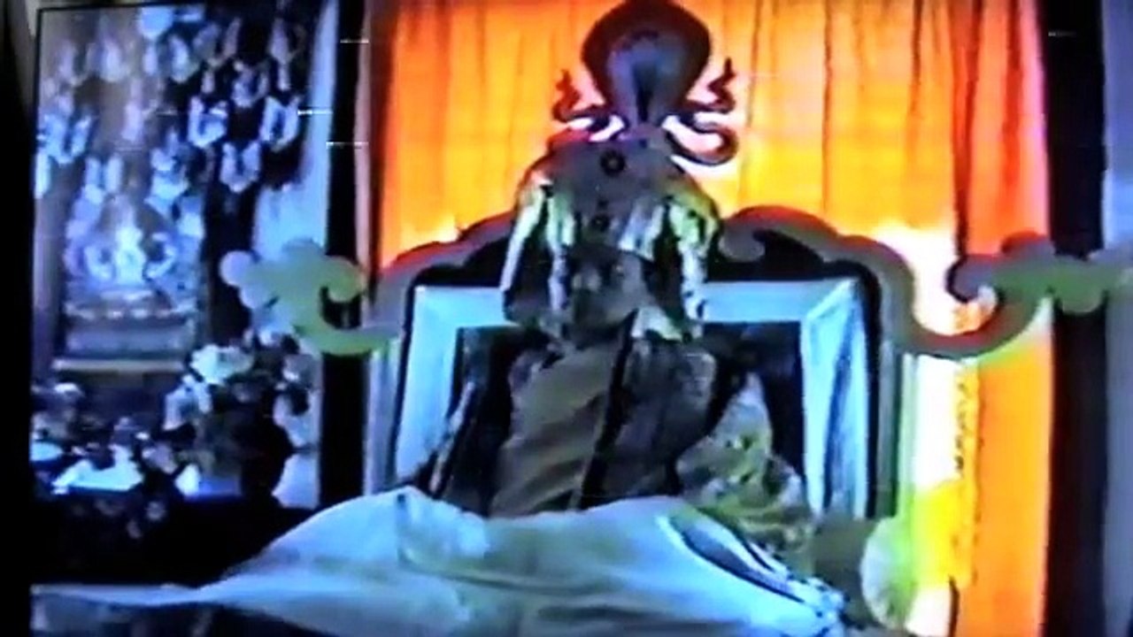 His Holiness DUDJOM RINPOCHE with the 16th GYALWA KARMAPA