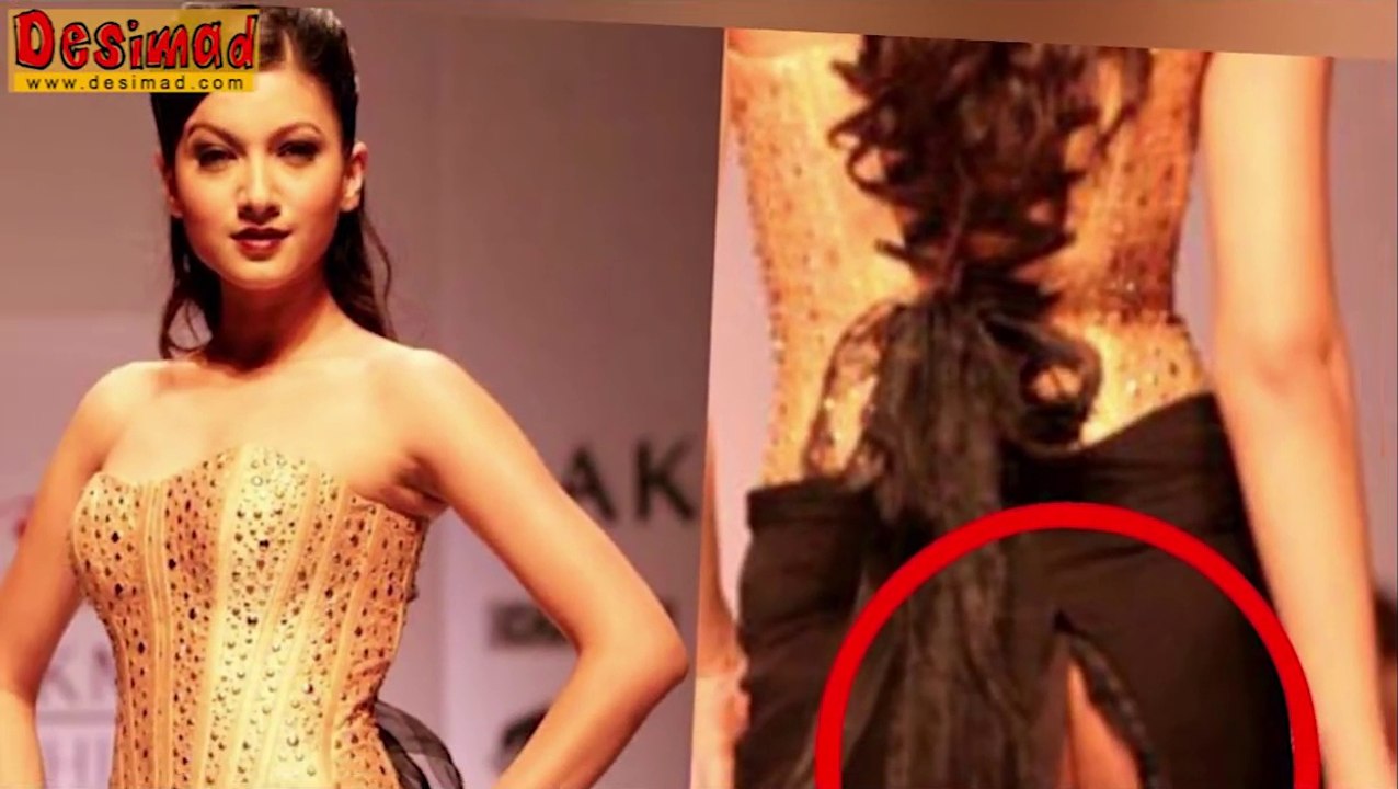 Bollywood Actresses Shocking Wardrobe Malfunctions Wrost Movements | Video is for 18+