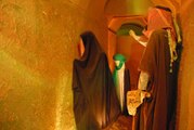 الرسول محمد والامام علي وفاطمة الزهراء ينزلون على الامام الحسين معجزة عالمية سبحان الله