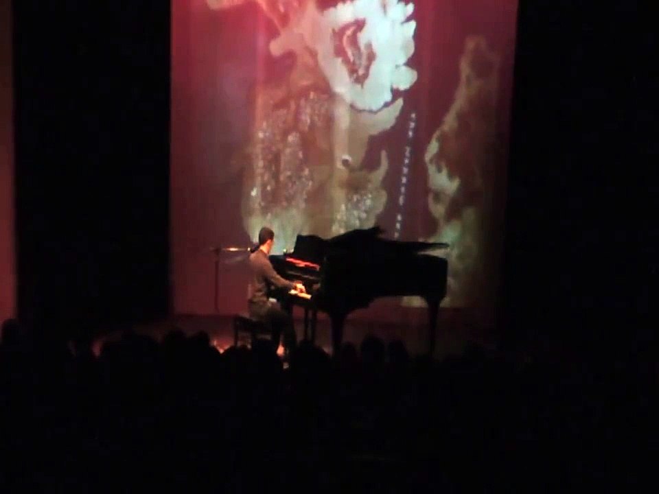 Game of Thrones - Main theme on piano