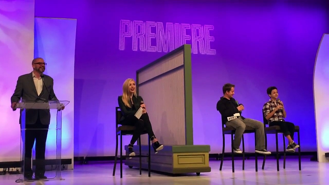 Premiere Program "Dating Game" with Peyton List Part 3 that ends in a surprise Kiss from JJ Totah