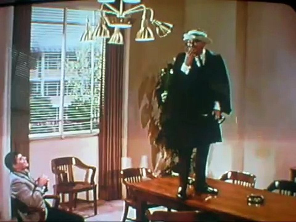 The Nutty Professor - Dr. Warfield as Shakespeare Blooper