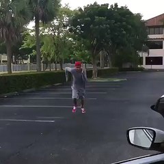 Twan When you ding dong ditch but your friend ain't ready  w/Jaz Kuyper