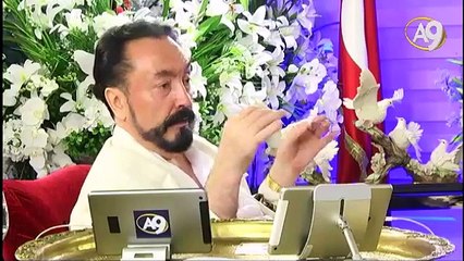 Allah kullarından sadece Kendisi'ni sevmelerini istiyor. Allah Kendisine aşık olmamızı beğeniyor.