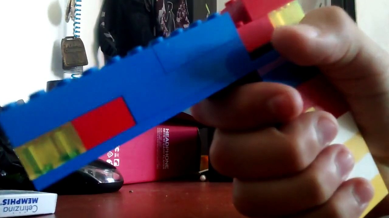 Pistola De LEGO Que Dispara Gomas Elásticas!