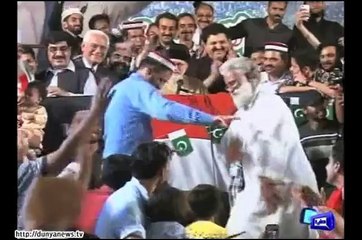 Dekhain PTI, MQM Aur Dosrey Siyasi jamat kay Dancer Babas