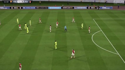 Bug arbitre Fifa 15 PS4 Feat Benny Hill & Clara Morgane n°2