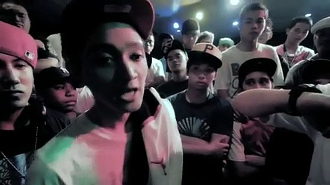 FlipTop  DaddyJoe D vs Shehyee