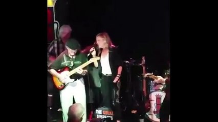 Sheryl Crow singing with her dad and The Usual Suspects @ BB King's in Memphis