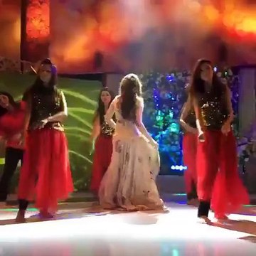 Leaked Video Of Neelum Munir Rehearsing Dance