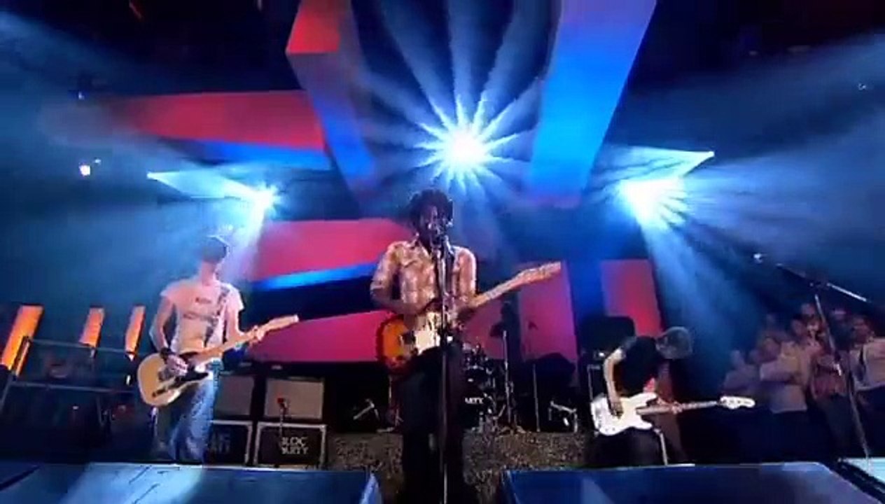 Bloc Party - Helicopter live on Jools Holland