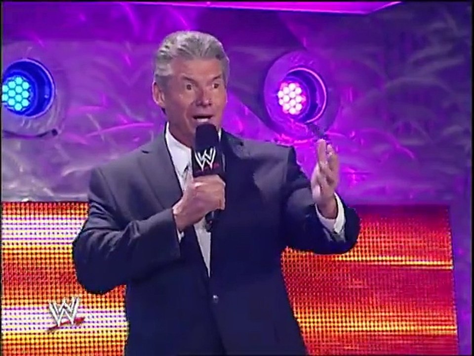 Mr. McMahon forces Triple H to run the Gauntlet against The Spirit Squad