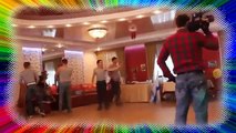 Russian sailors dance at the wedding. Русские моряки танцуют на свадь
