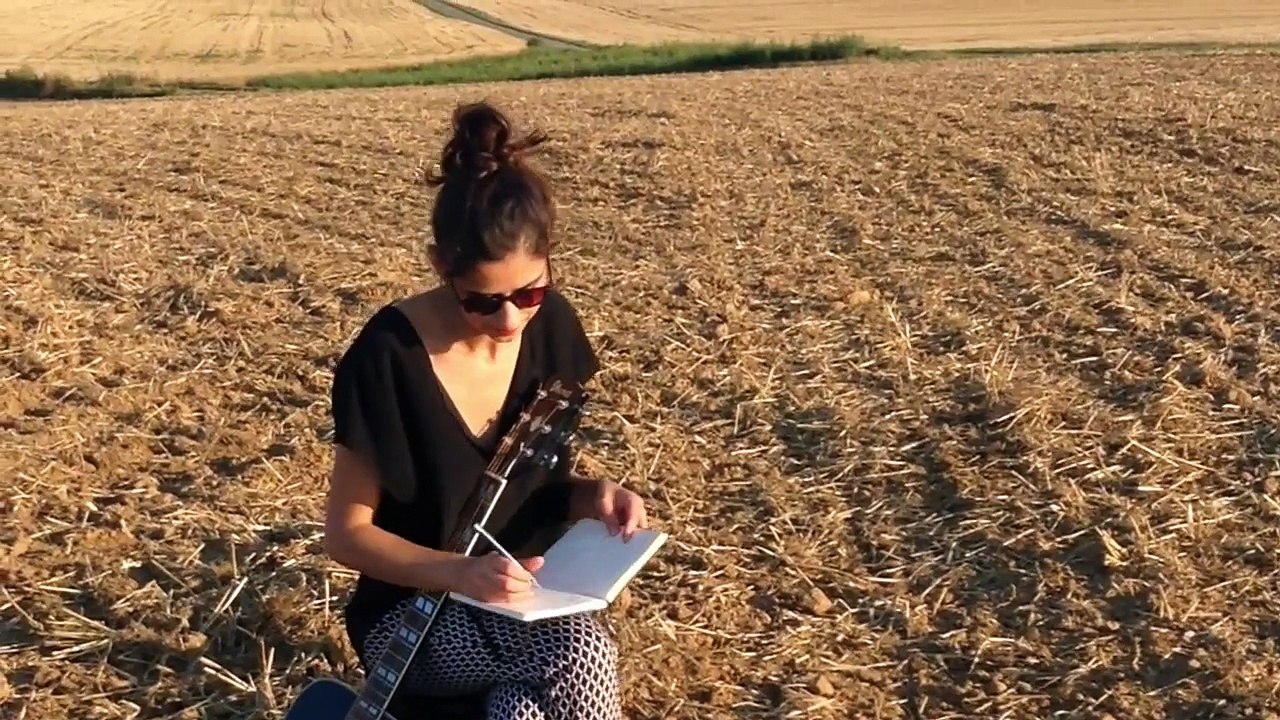 Goodbye - Aurelie Laffont